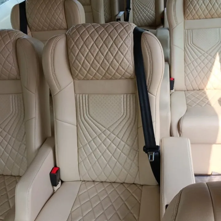 Luxury Maharaja Traveller in Delhi for high-end group travel