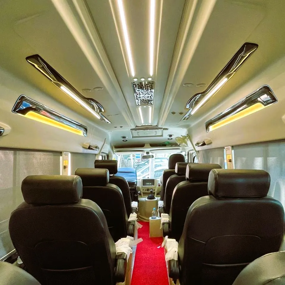 Luxury Maharaja Tempo Traveller and Taxi Service in Delhi NCR